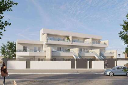 Townhouse for sale in Pilar de la Horadada, Alicante. 