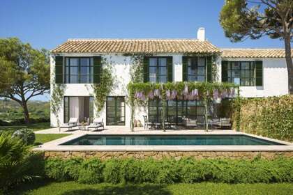 House for sale in Casares, Málaga. 