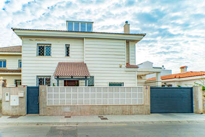House for sale in Almería. 