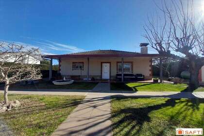 House for sale in Tordera, Barcelona. 