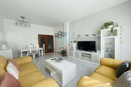 Flat for sale in Barcelona. 