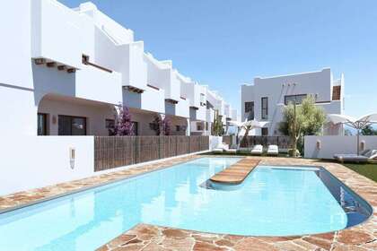 House for sale in Pilar de la Horadada, Alicante. 