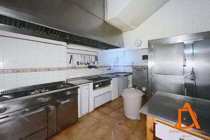 Commercial premise for sale in Gijón, Asturias. 