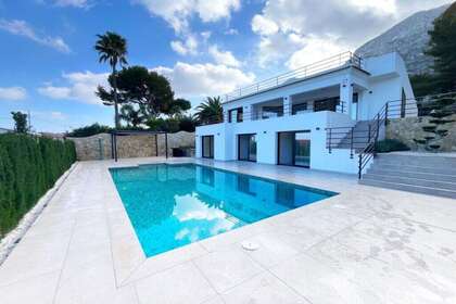 House for sale in Dénia, Alicante. 