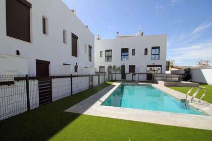 House for sale in Pilar de la Horadada, Alicante. 