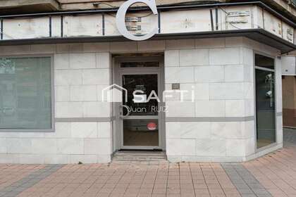 Local comercial en Segovia. 