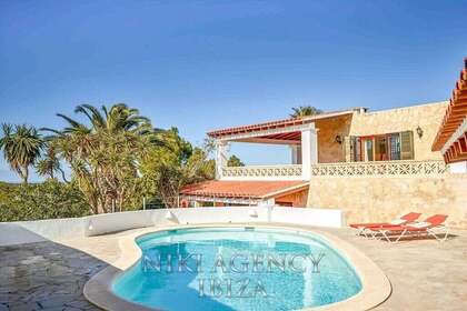 House for sale in San José / Sant Josep de Sa Talaia, Baleares (Illes Balears), Ibiza. 