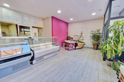 Local comercial en Villanueva de la Cañada, Madrid. 