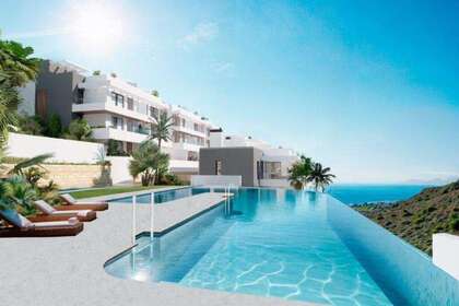 Flat for sale in San luis de sabinillas, Málaga. 