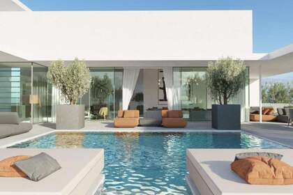 House for sale in Benalmádena, Málaga. 