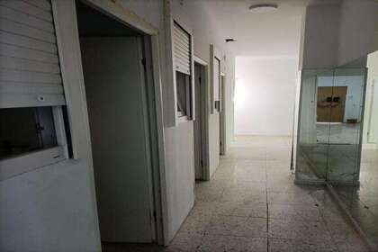 Commercial premise for sale in San luis de sabinillas, Málaga. 