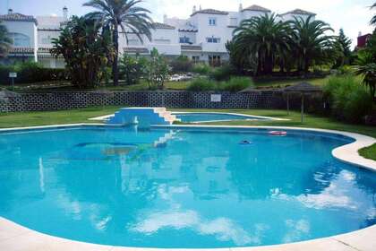 Cluster house for sale in Estepona, Málaga. 