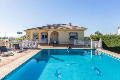 House for sale in Estepona, Málaga. 
