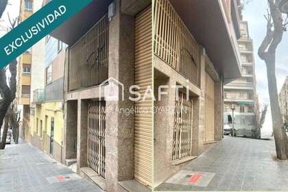 Commercial premise for sale in Tarragona. 