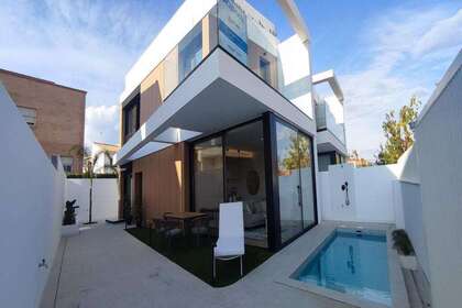 House for sale in Pilar de la Horadada, Alicante. 
