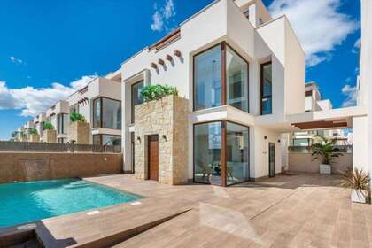 House for sale in Ciudad Quesada, Rojales, Alicante. 
