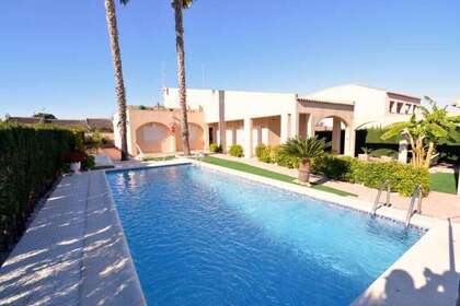 Casa venta en Torrevieja, Alicante. 