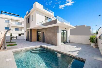 House for sale in Benijófar, Alicante. 