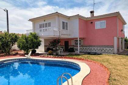 House for sale in Sagunto/Sagunt, Valencia. 
