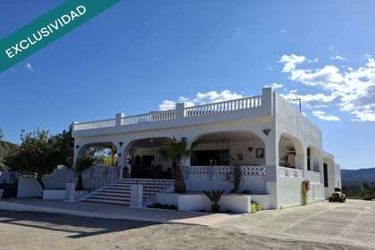 House for sale in Guadassuar, Valencia. 