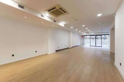 Commercial premise in Barcelona. 
