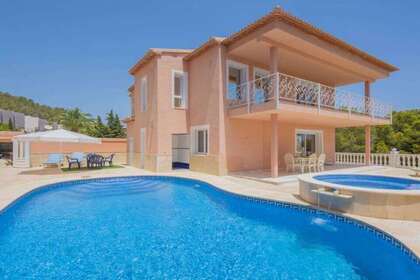 House for sale in Calpe/Calp, Alicante. 