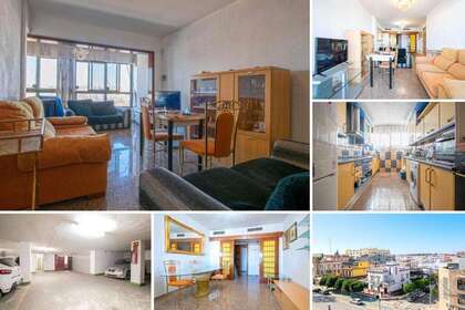 Flat for sale in Sevilla. 