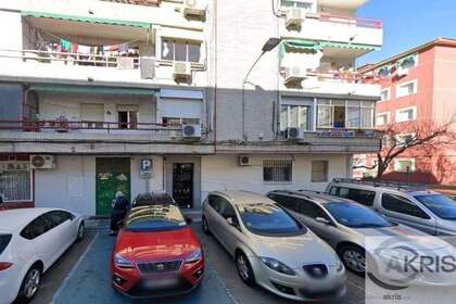 Flat for sale in Parla, Madrid. 