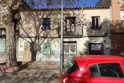 House for sale in Villacañas, Toledo. 
