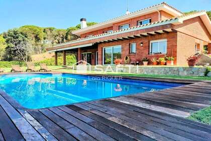 House for sale in Sant Vicenç de Montalt, Barcelona. 