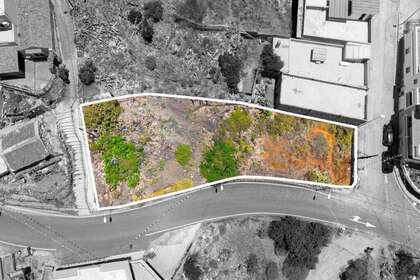 Urban plot for sale in Guía de Isora, Santa Cruz de Tenerife, Tenerife. 