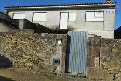 House for sale in Rosal (O), Pontevedra. 