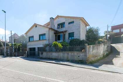 House for sale in Vigo, Pontevedra. 