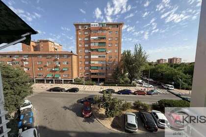 Flat for sale in Madrid. 