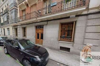 Flat for sale in Madrid. 