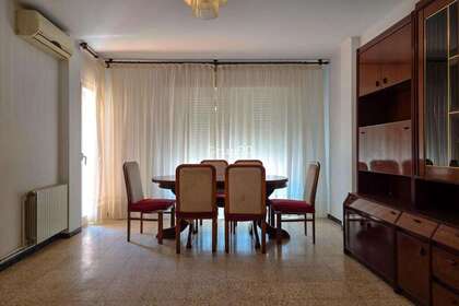 Flat for sale in Lleida, Lérida (Lleida). 