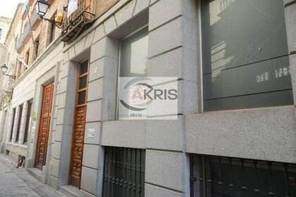 Flat for sale in Toledo. 