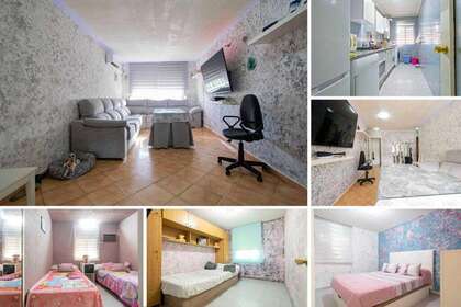 Flat for sale in Sevilla. 