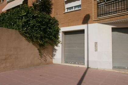 Commercial premise for sale in Tarragona. 