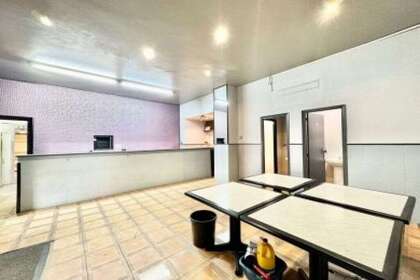 Local comercial venta en Vitoria-Gasteiz, Álava (Araba). 