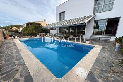 House for sale in Calella, Barcelona. 