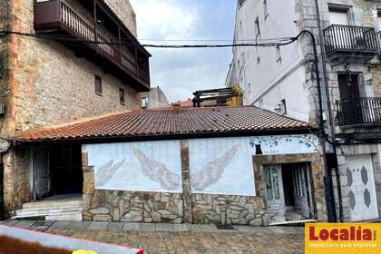 Kommercielle lokaler til salg i Laredo, Cantabria. 