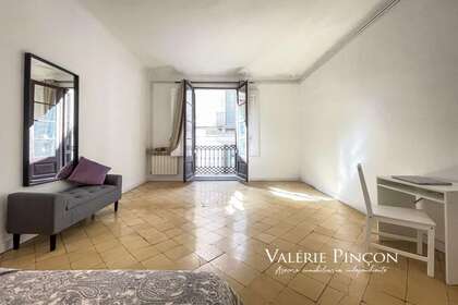 Apartment for sale in Barcelona. 