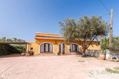 House for sale in Alicante/Alacant. 