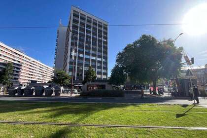 Commercial premise for sale in Sevilla. 