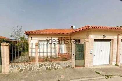 Casa venta en Erustes, Toledo. 
