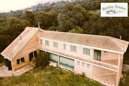 Casa venta en Benalauría, Málaga. 