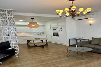 Apartamento en Sevilla. 