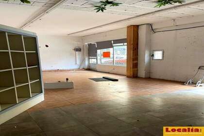 Local comercial venta en Maliaño, Cantabria. 