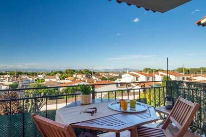 Apartamento venta en Escala, L´, Girona. 